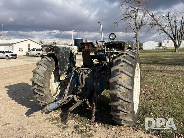 Image of Ford 7000 equipment image 4