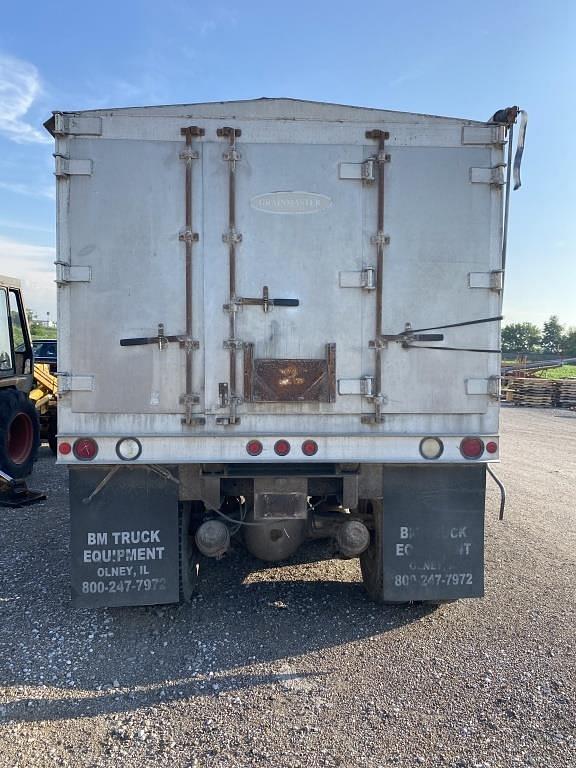 Image of Ford 7000 equipment image 1