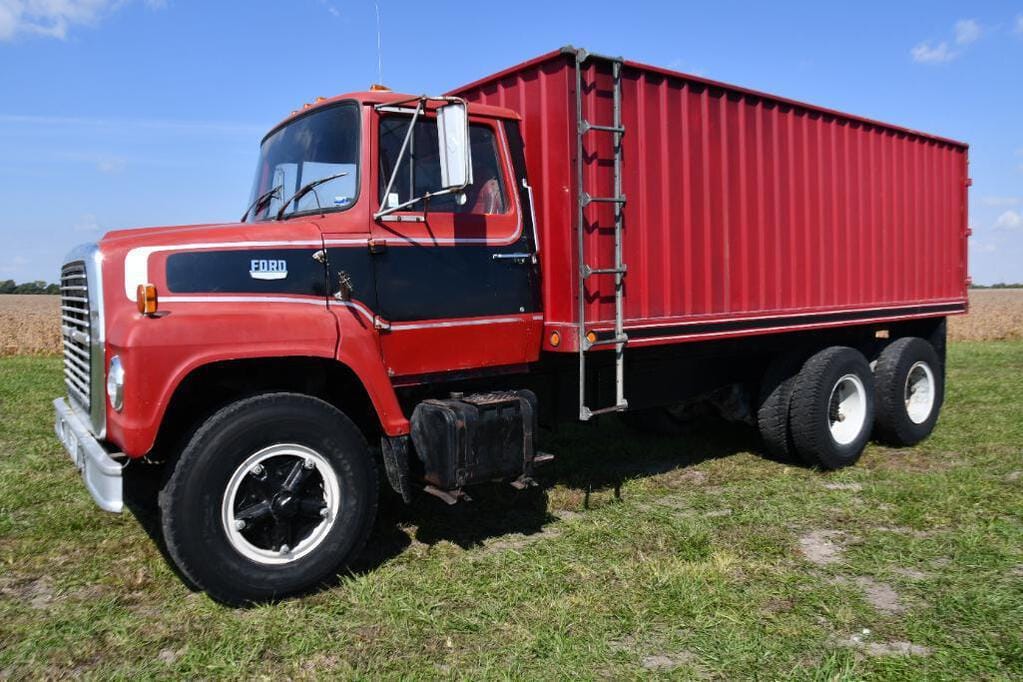 Main image Ford F-750