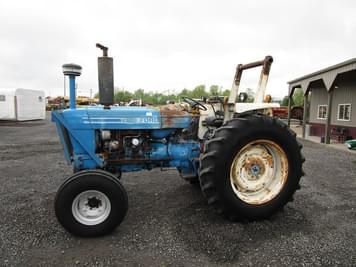 Main image Ford 7600