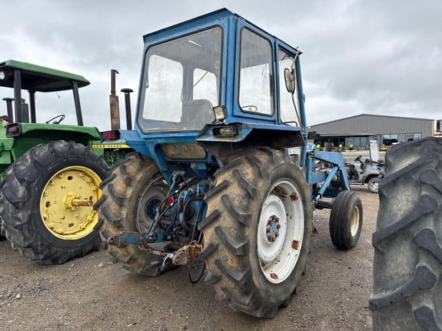 Image of Ford 7600 equipment image 3