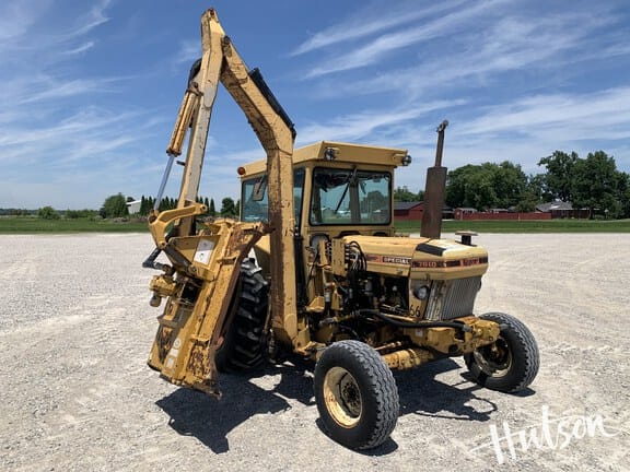 Ford 7610 Equipment Image0