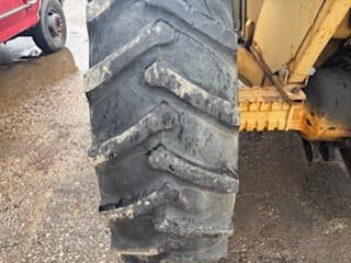 Image of Ford 7610 equipment image 4