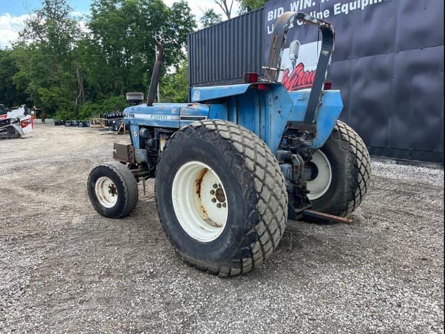 Image of Ford 7610 equipment image 3