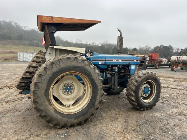 Image of Ford 7610 equipment image 3