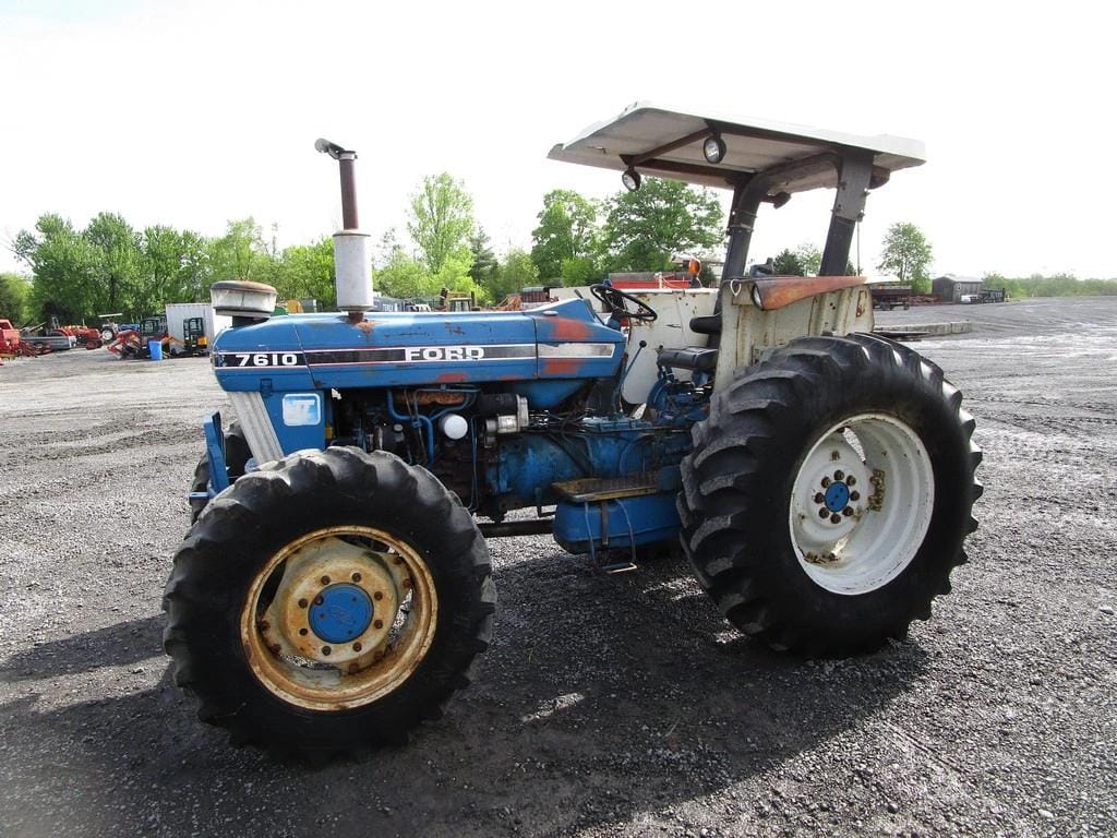 Main image Ford 7610
