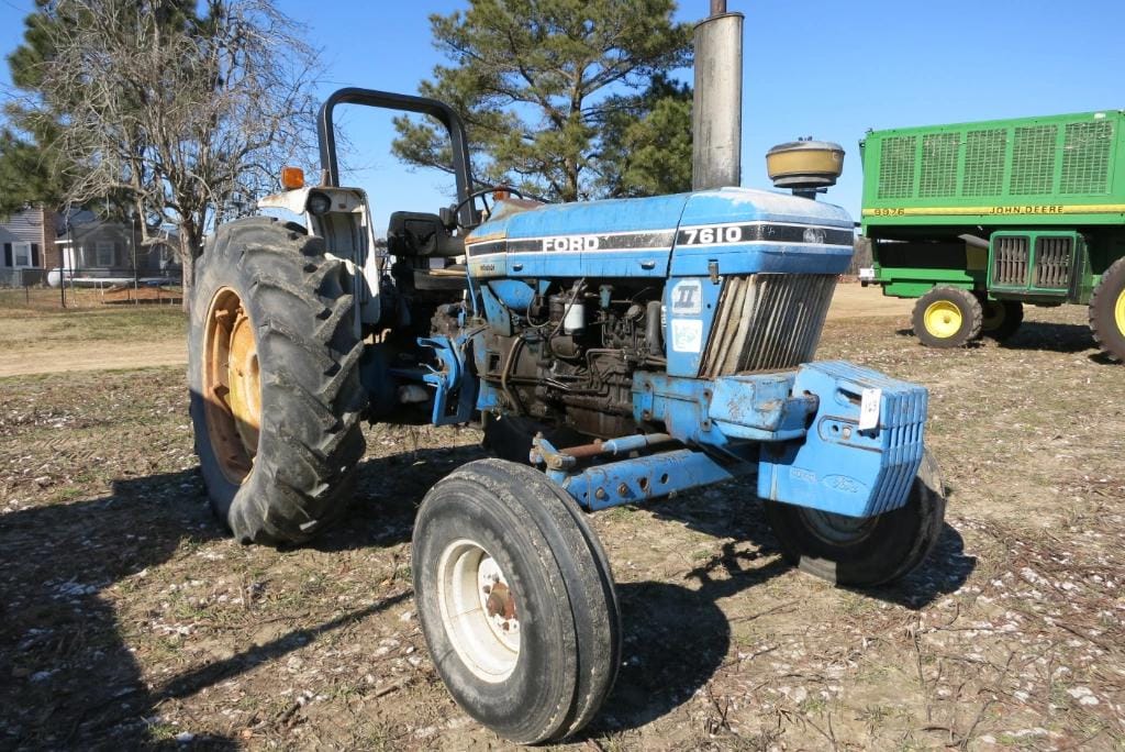 Main image Ford 7610