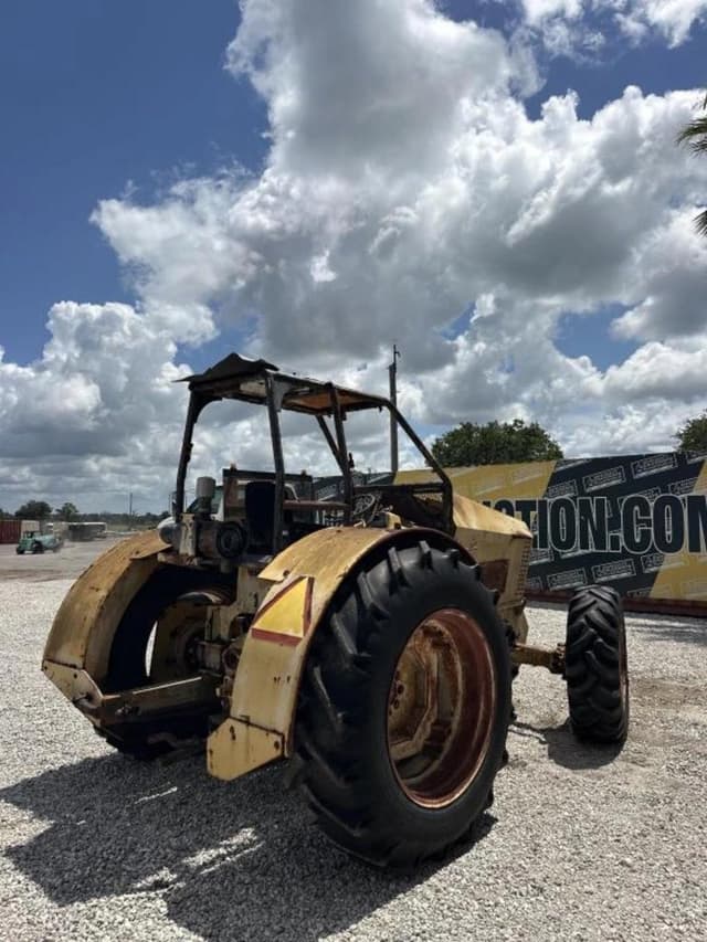 Image of Ford 7610 equipment image 3
