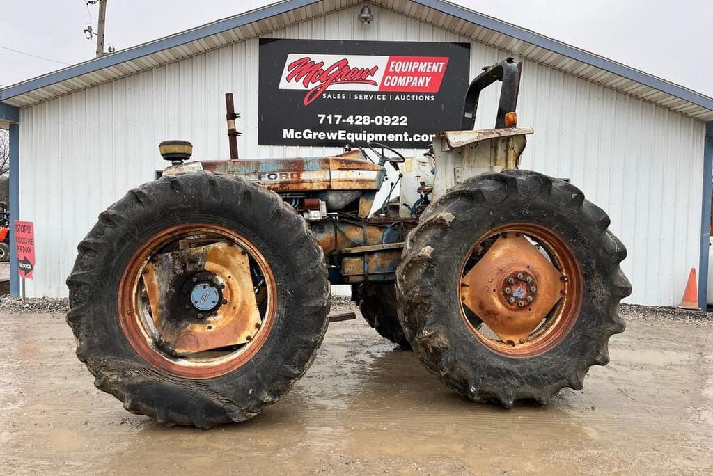 Main image Ford 7610