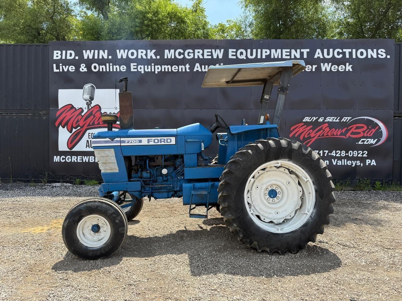 Ford 7700 Equipment Image0