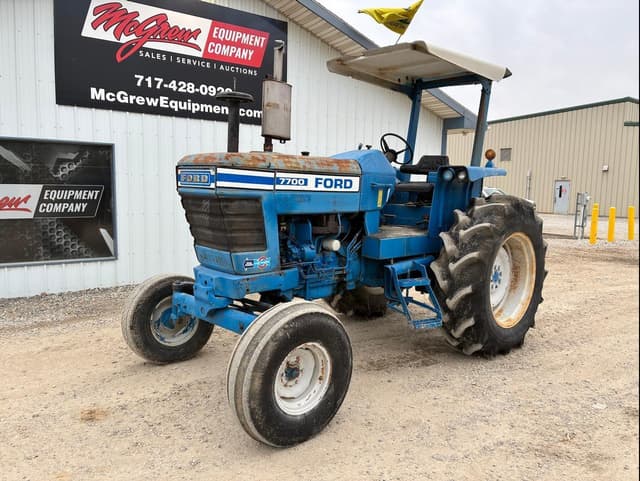 Image of Ford 7700 equipment image 1