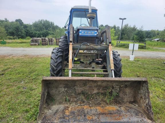 Image of Ford 7700 Primary image