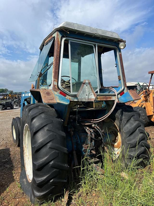 Image of Ford 7700 equipment image 4