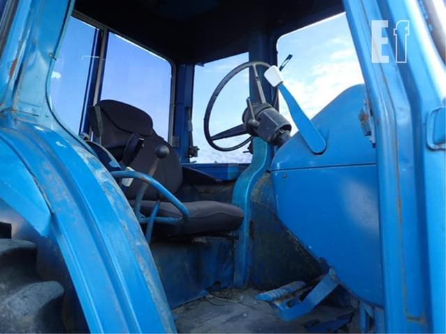 Image of Ford 7700 equipment image 4