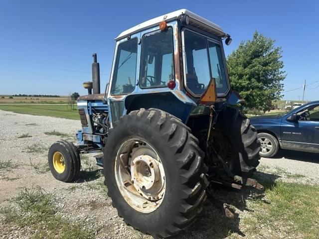 Image of Ford 7700 equipment image 3