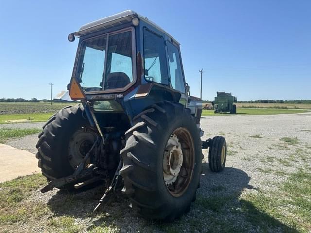 Image of Ford 7700 equipment image 4