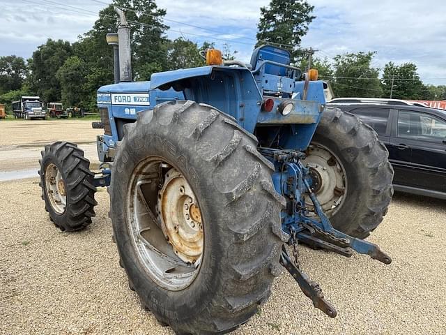 Image of Ford 7700 equipment image 4