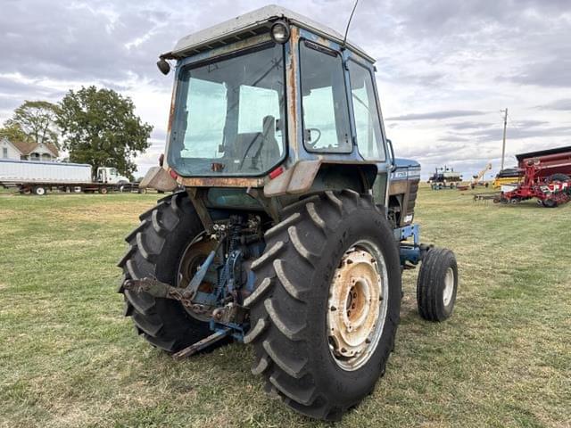 Image of Ford 7700 equipment image 2