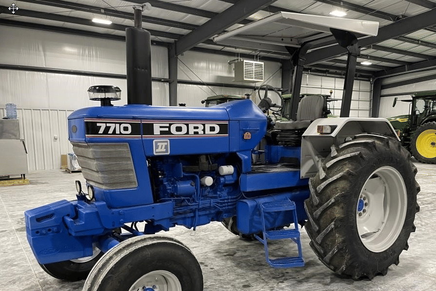 Main image Ford 7710