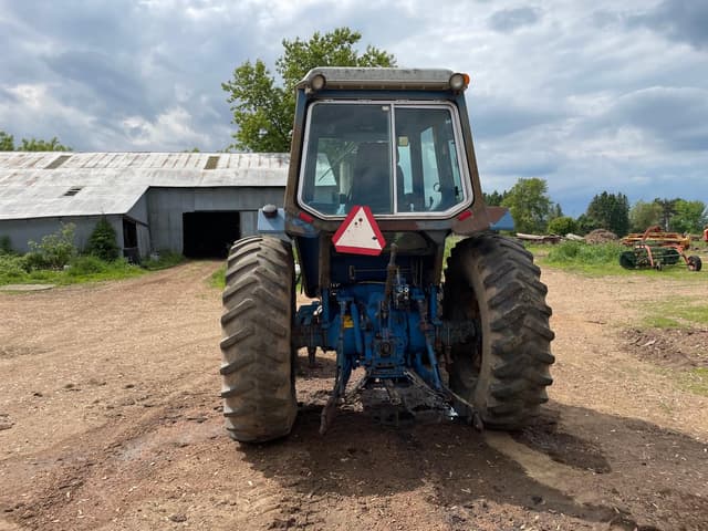 Image of Ford 7710 equipment image 3