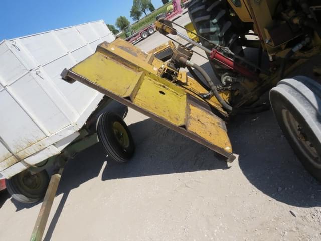 Image of Ford 7710 equipment image 2