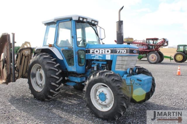 Image of Ford 7710 equipment image 1