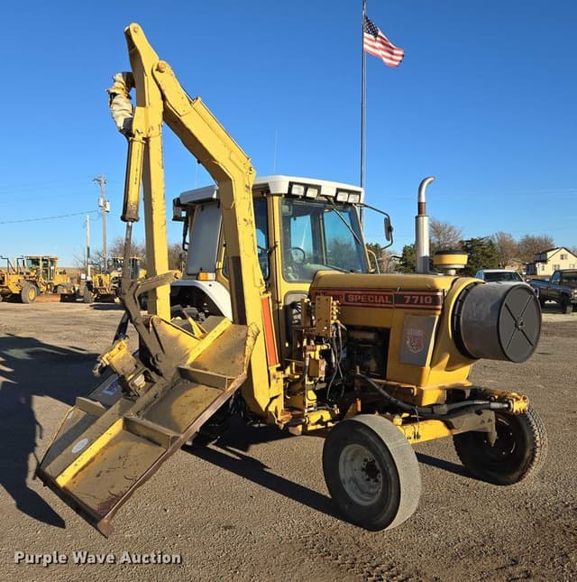 Image of Ford 7710 equipment image 2