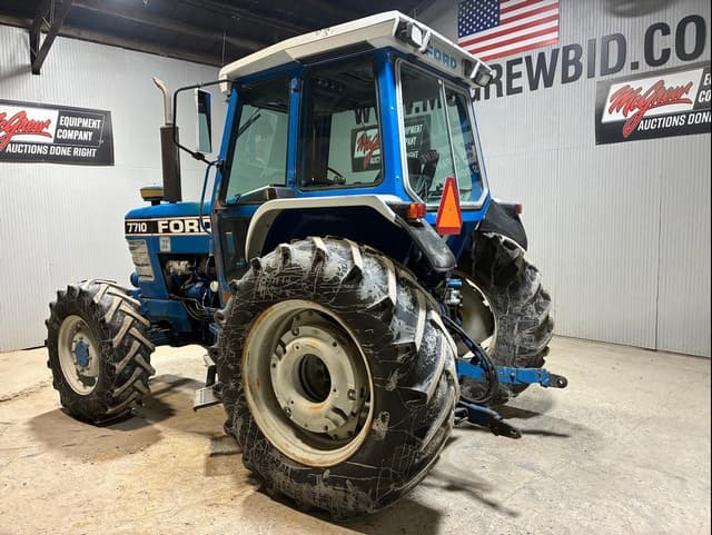 Image of Ford 7710 equipment image 2