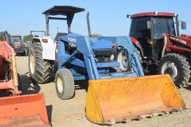 Image of Ford 7740 equipment image 3