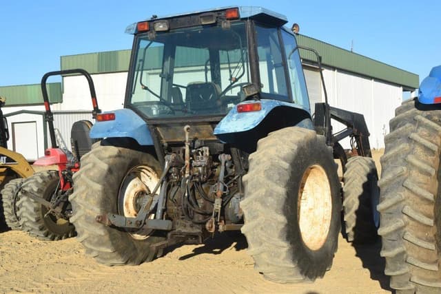 Image of Ford 7740 equipment image 2