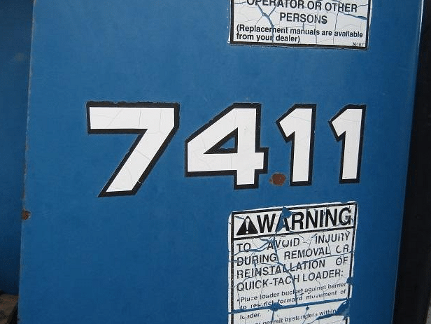 Image of Ford 7740 equipment image 2