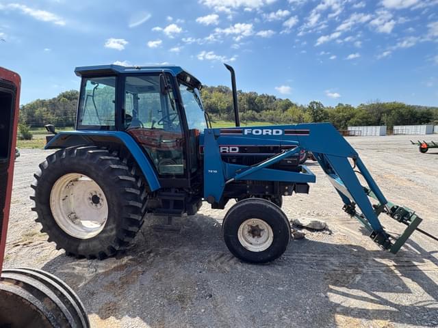 Image of Ford 7740 equipment image 4