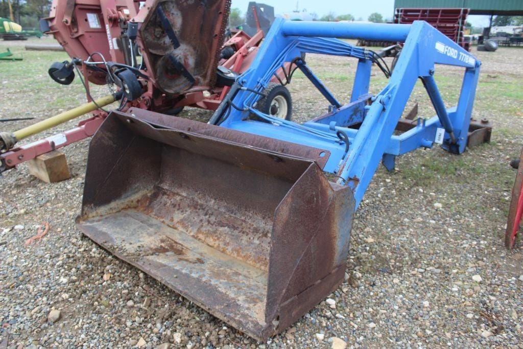 Main image Ford 777B