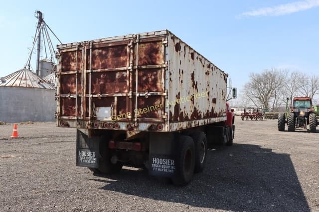 Image of Ford LNT9000 equipment image 2