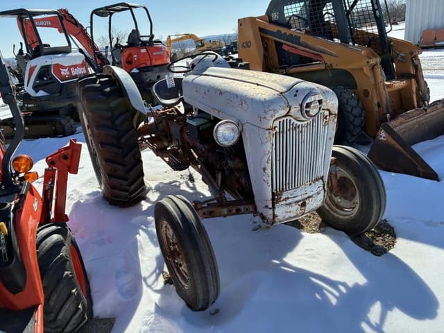 Image of Ford 800 equipment image 1