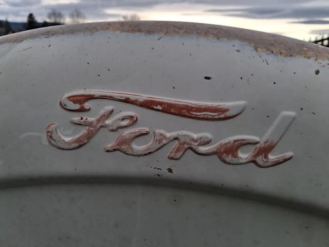 Image of Ford 800 equipment image 2