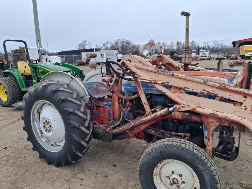 Image of Ford 800 Primary image