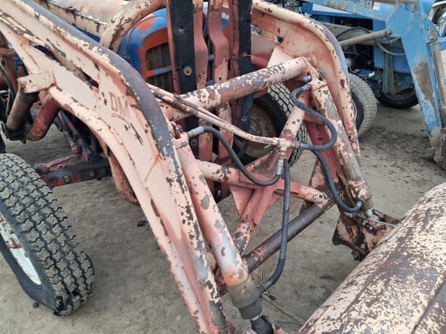 Image of Ford 800 equipment image 4