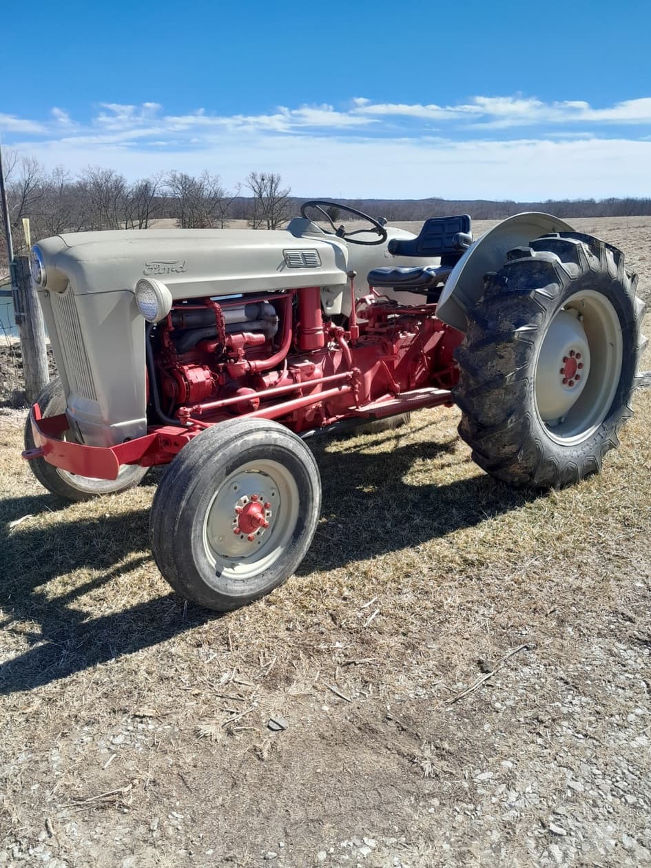 Ford 800 Tractors 40 to 99 HP for Sale Tractor Zoom