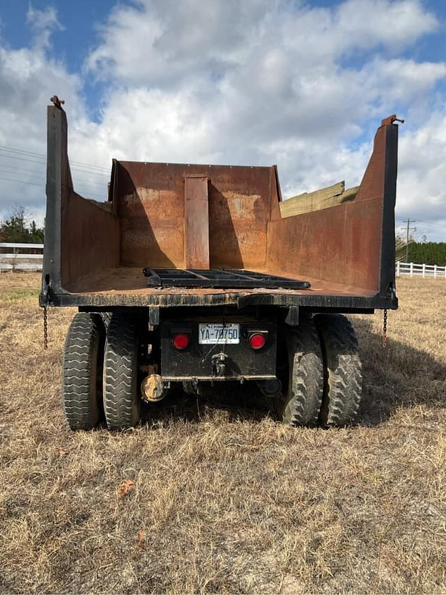 Image of Ford 800 equipment image 3