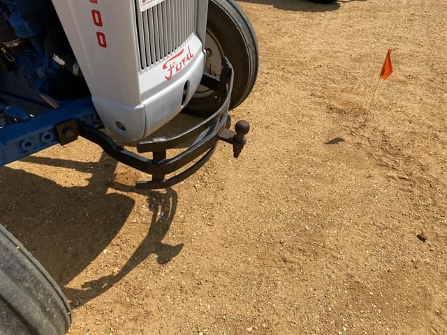 Image of Ford 800 equipment image 4