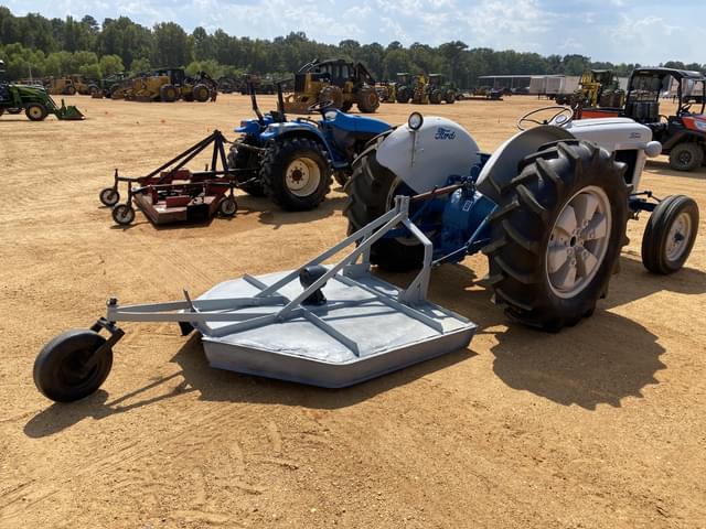 Image of Ford 800 equipment image 2