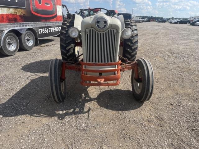 Image of Ford 800 equipment image 4