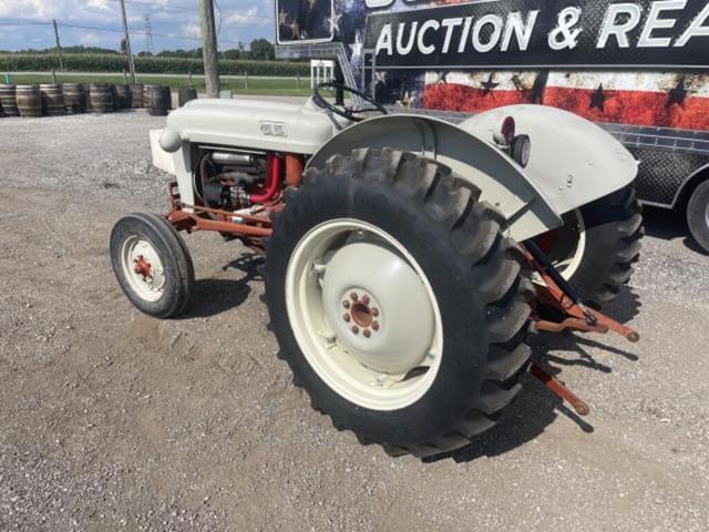 Image of Ford 800 equipment image 1