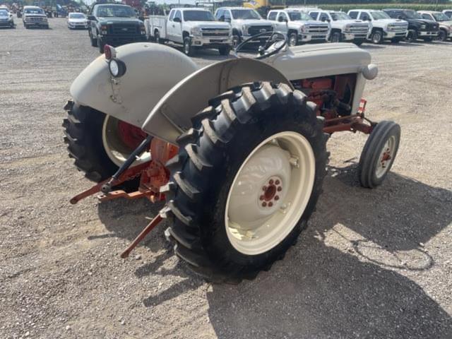 Image of Ford 800 equipment image 2