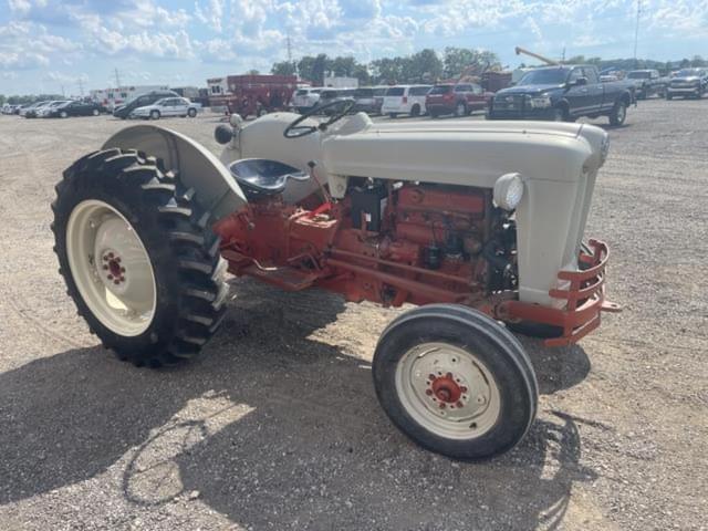 Image of Ford 800 equipment image 3