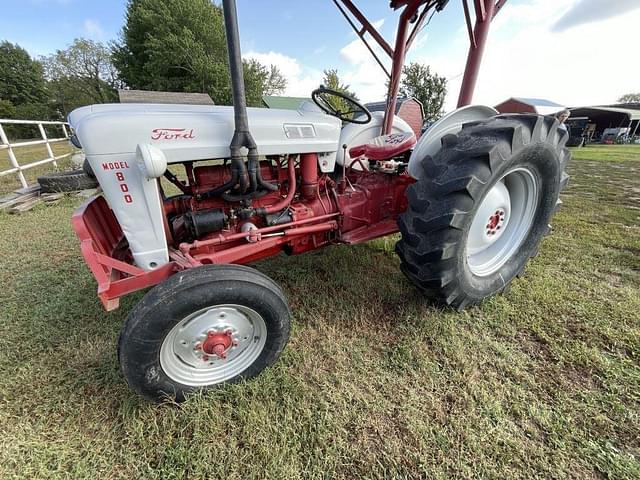 Image of Ford 800 equipment image 1