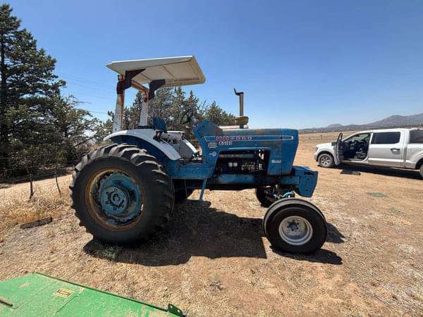 Image of Ford 8000 equipment image 1
