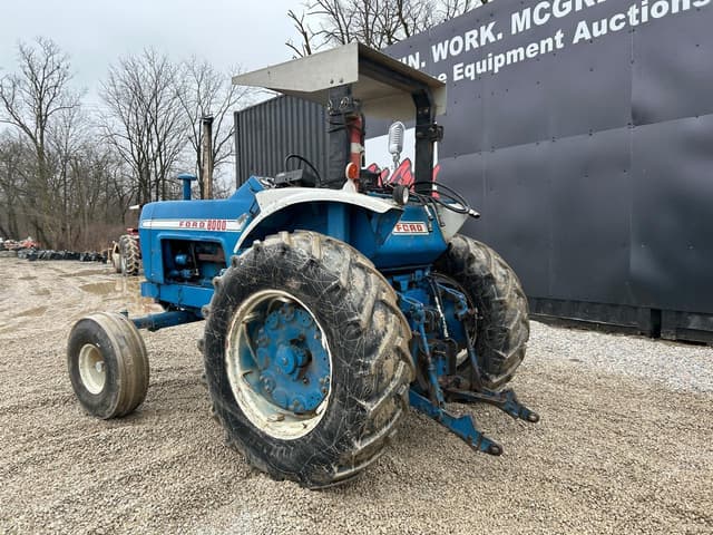 Image of Ford 8000 equipment image 1