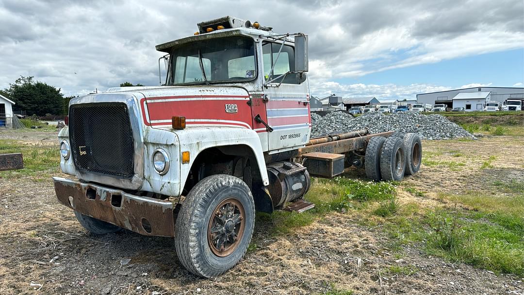 Image of Ford 8000 Primary image